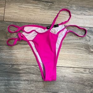 - Hot pink Nasty Gal swim bottoms